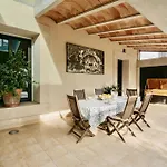 Frontera, Esencia Mallorquina Entre Caballos סלבה