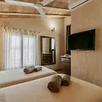 Frontera, Esencia Mallorquina Entre Caballos *