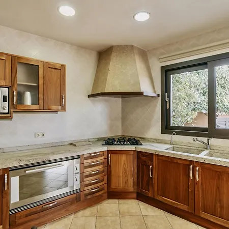 Frontera, Esencia Mallorquina Entre Caballos *