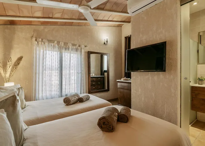 Frontera, Esencia Mallorquina Entre Caballos *