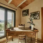 Frontera, Esencia Mallorquina Entre Caballos Villa
