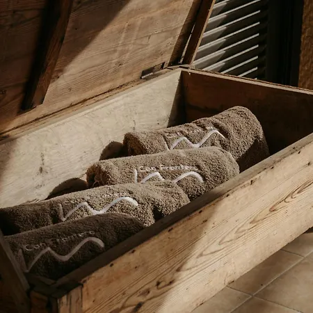 Frontera, Esencia Mallorquina Entre Caballos Selva (Mallorca)